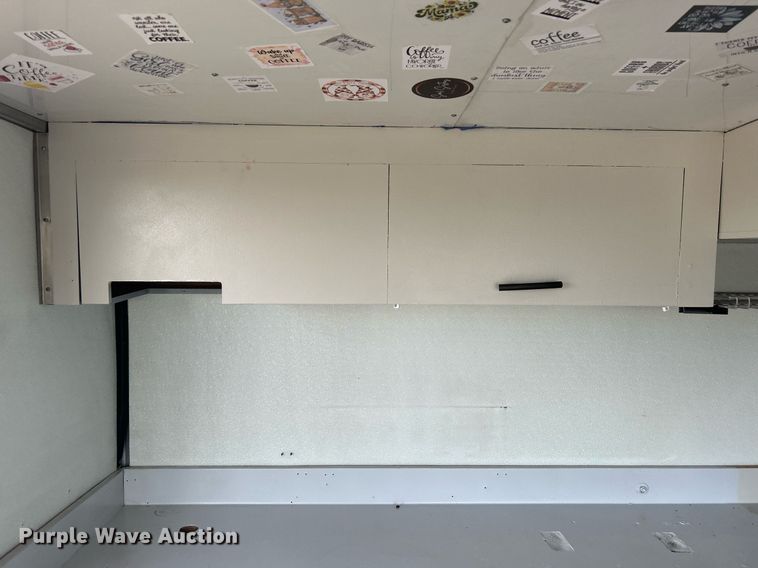 image for item OI9562 2006 Chevrolet Express food truck