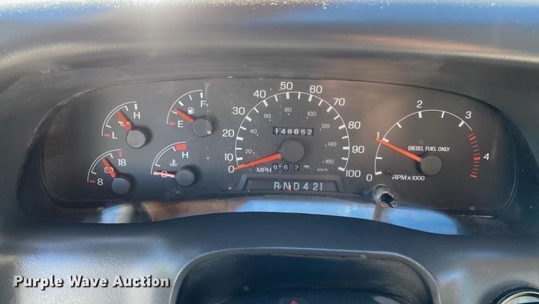 image for item OI9564 2007 Ford F750 Super Duty flatbed truck