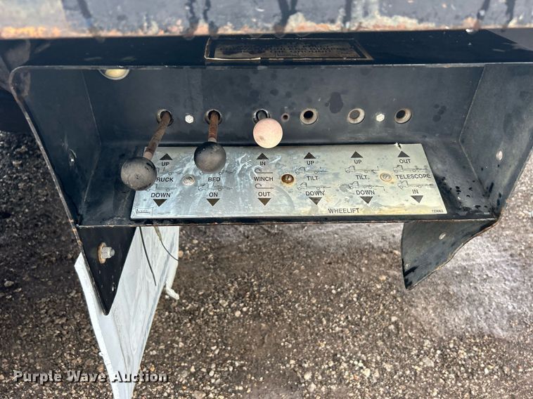 image for item OI9565 2010 International  4300 SBA rollback truck