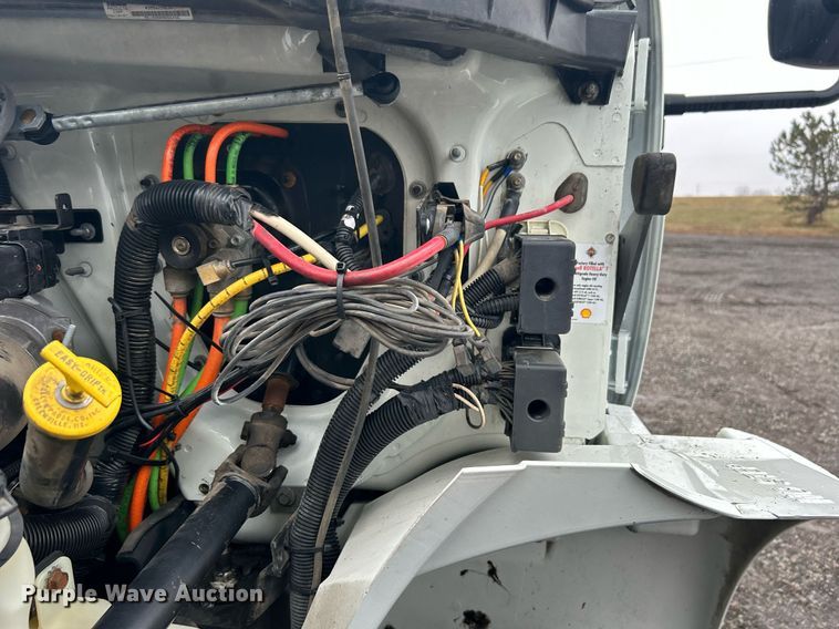 image for item OI9565 2010 International  4300 SBA rollback truck