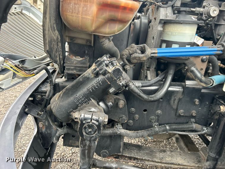 image for item OI9565 2010 International  4300 SBA rollback truck