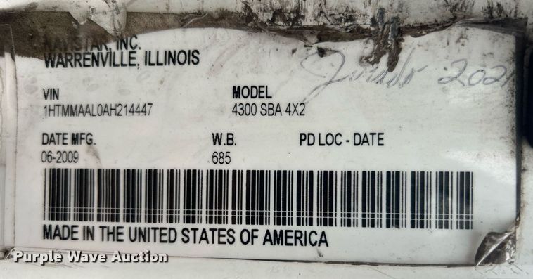 image for item OI9565 2010 International  4300 SBA rollback truck