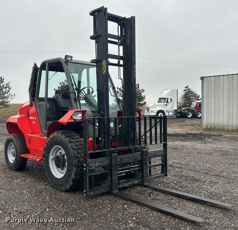 image for item OI9567 2016 Manitou M30-2 forklift