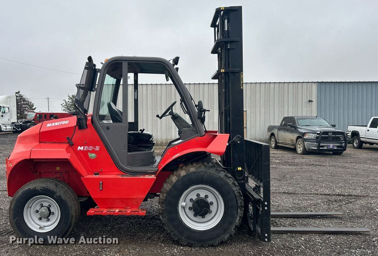 image for item OI9567 2016 Manitou M30-2 forklift
