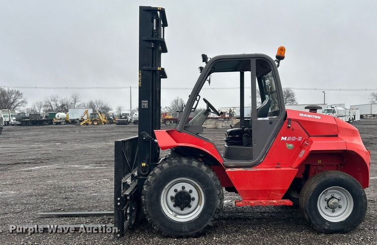 image for item OI9567 2016 Manitou M30-2 forklift