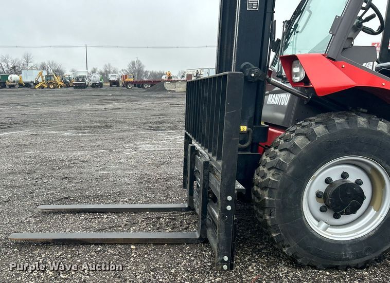 image for item OI9567 2016 Manitou M30-2 forklift