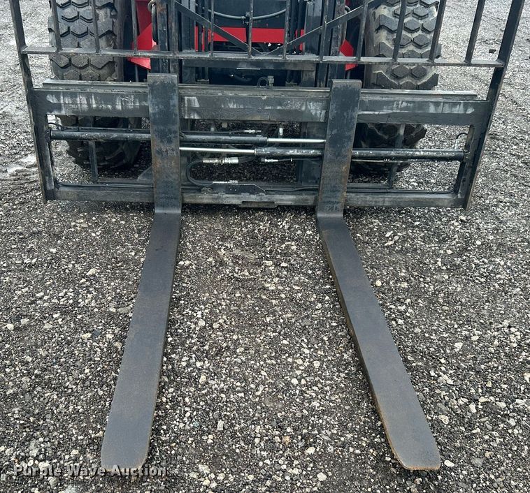 image for item OI9567 2016 Manitou M30-2 forklift