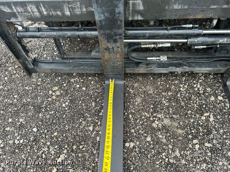 image for item OI9567 2016 Manitou M30-2 forklift