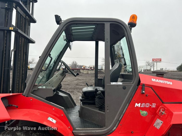 image for item OI9567 2016 Manitou M30-2 forklift