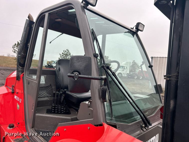 image for item OI9567 2016 Manitou M30-2 forklift