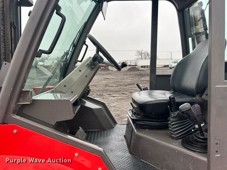 image for item OI9567 2016 Manitou M30-2 forklift