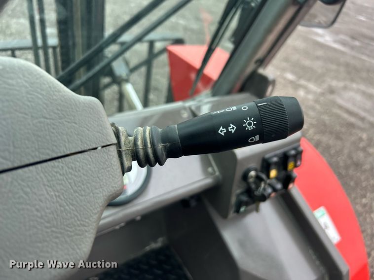 image for item OI9567 2016 Manitou M30-2 forklift