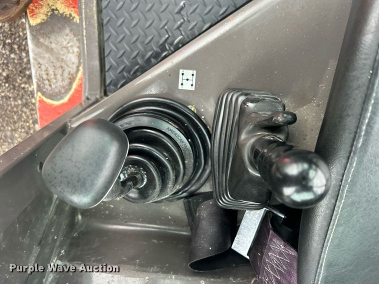 image for item OI9567 2016 Manitou M30-2 forklift