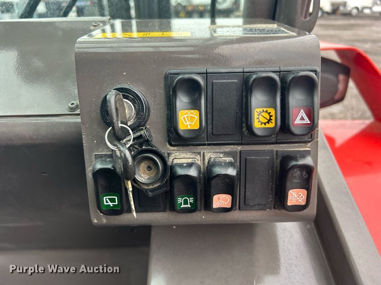 image for item OI9567 2016 Manitou M30-2 forklift