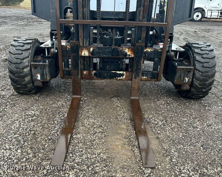 image for item OI9568 2014 Palfinger CR55 forklift