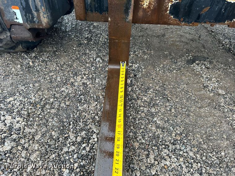 image for item OI9568 2014 Palfinger CR55 forklift