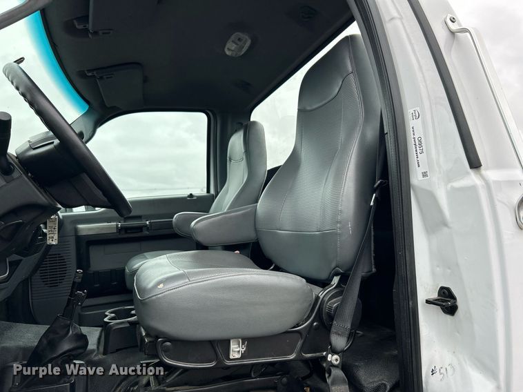 image for item OI9575 2018 Ford  F750 Super Duty truck cab and chassis