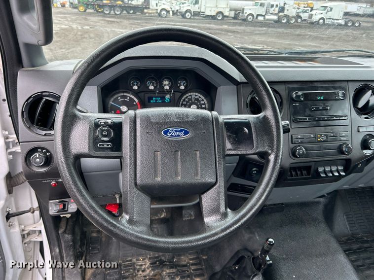 image for item OI9575 2018 Ford  F750 Super Duty truck cab and chassis