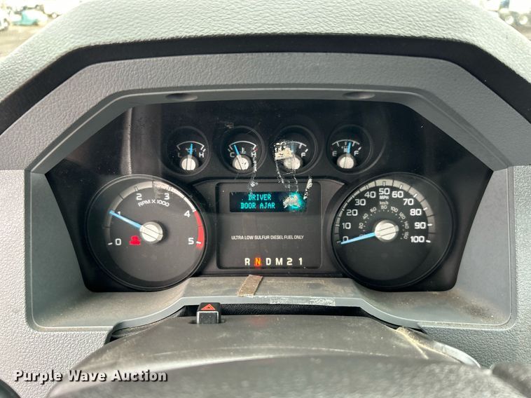 image for item OI9575 2018 Ford  F750 Super Duty truck cab and chassis