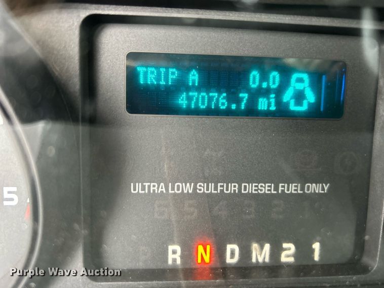 image for item OI9575 2018 Ford  F750 Super Duty truck cab and chassis