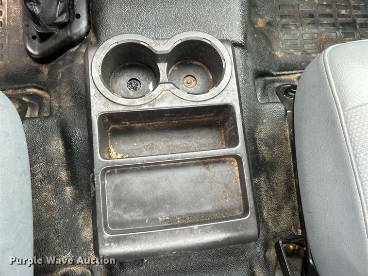 image for item OI9575 2018 Ford  F750 Super Duty truck cab and chassis