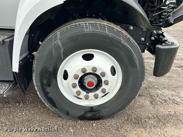 image for item OI9575 2018 Ford  F750 Super Duty truck cab and chassis