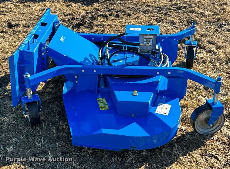 image for item OJ9417 2023 TopCat SSM72-S skid steer finish mower