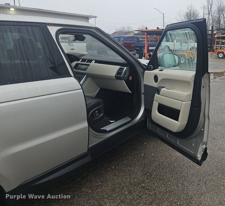 image for item OJ9724 2017 Land Rover Range Rover Sport SUV