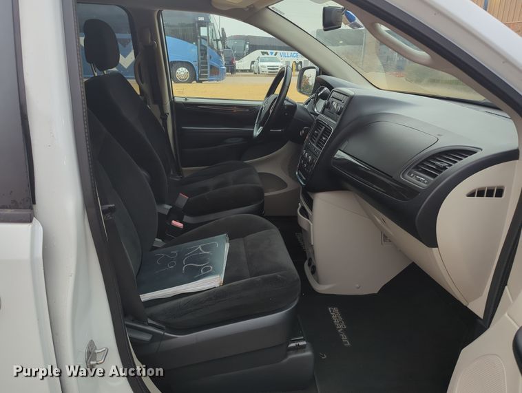 image for item OL9177 2016 Dodge  Grand Caravan van