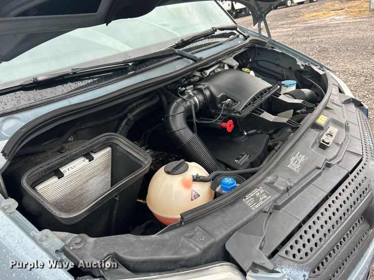 image for item OM9226 2014 Mercedes Benz  Sprinter  van