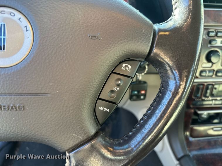 image for item OM9753 2003 Lincoln  LS 