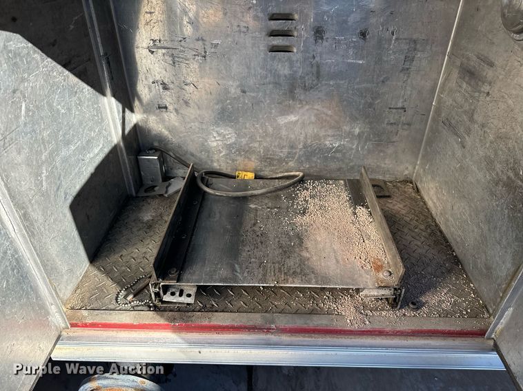 image for item OM9765 1988 Emergency One Hurricane  Ladder truck