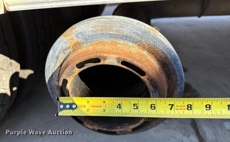 image for item OM9765 1988 Emergency One Hurricane  Ladder truck