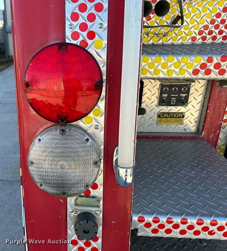 image for item OM9765 1988 Emergency One Hurricane  Ladder truck