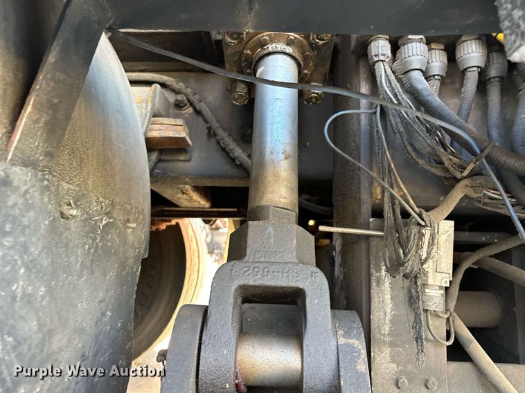 image for item OM9765 1988 Emergency One Hurricane  Ladder truck