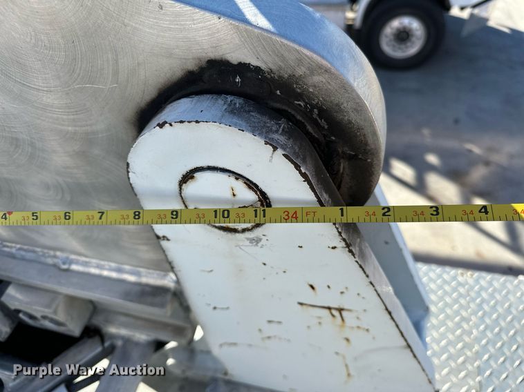 image for item OM9765 1988 Emergency One Hurricane  Ladder truck