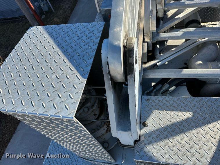 image for item OM9765 1988 Emergency One Hurricane  Ladder truck