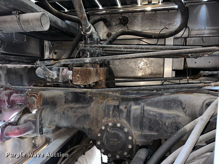 image for item OM9765 1988 Emergency One Hurricane  Ladder truck