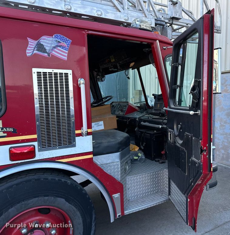 image for item OM9765 1988 Emergency One Hurricane  Ladder truck