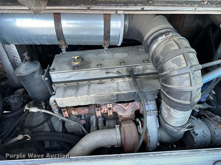 image for item OM9765 1988 Emergency One Hurricane  Ladder truck