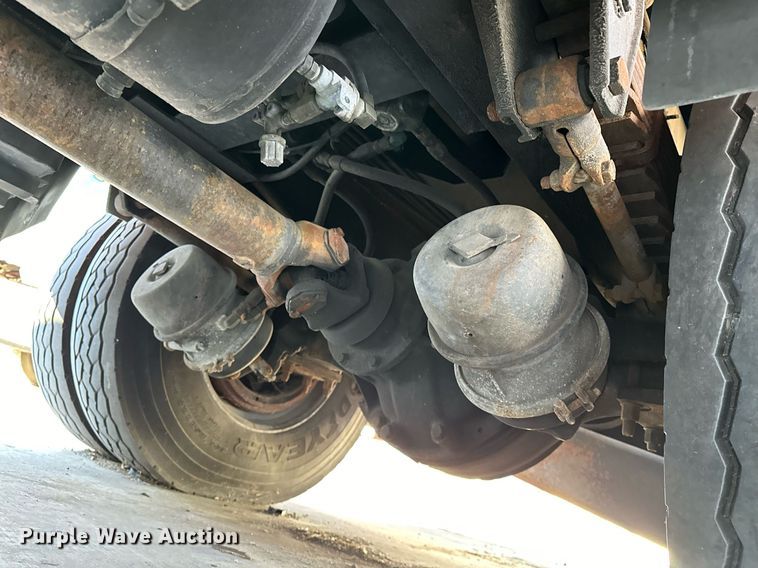 image for item OM9765 1988 Emergency One Hurricane  Ladder truck