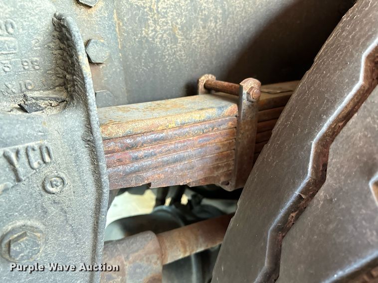 image for item OM9765 1988 Emergency One Hurricane  Ladder truck