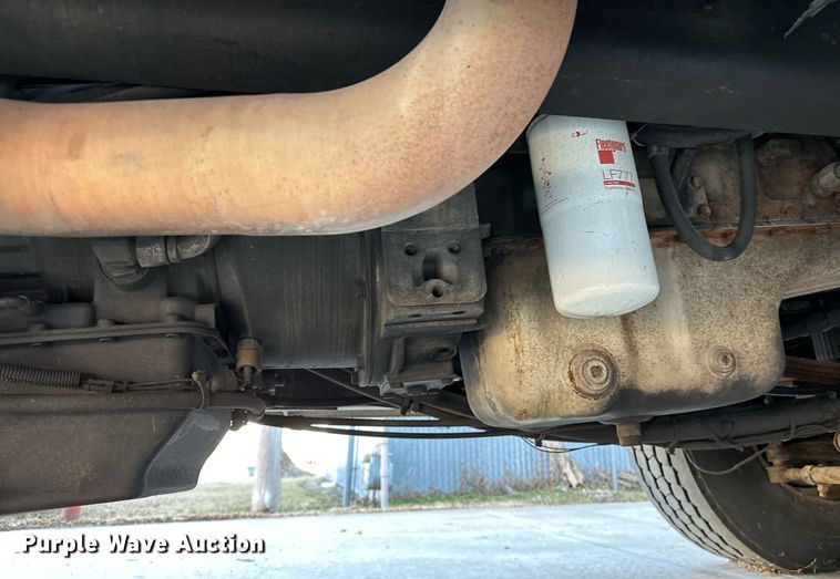 image for item OM9765 1988 Emergency One Hurricane  Ladder truck