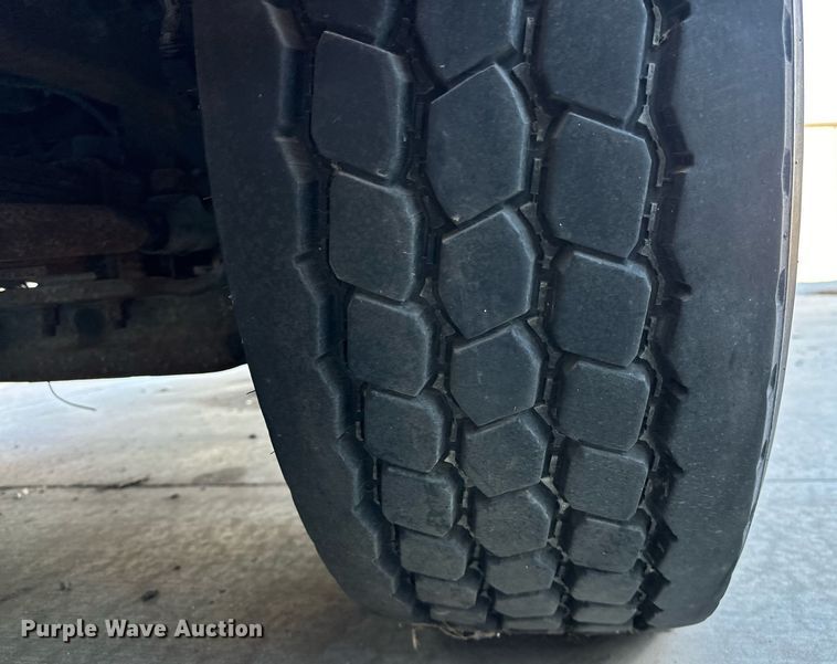 image for item OM9765 1988 Emergency One Hurricane  Ladder truck