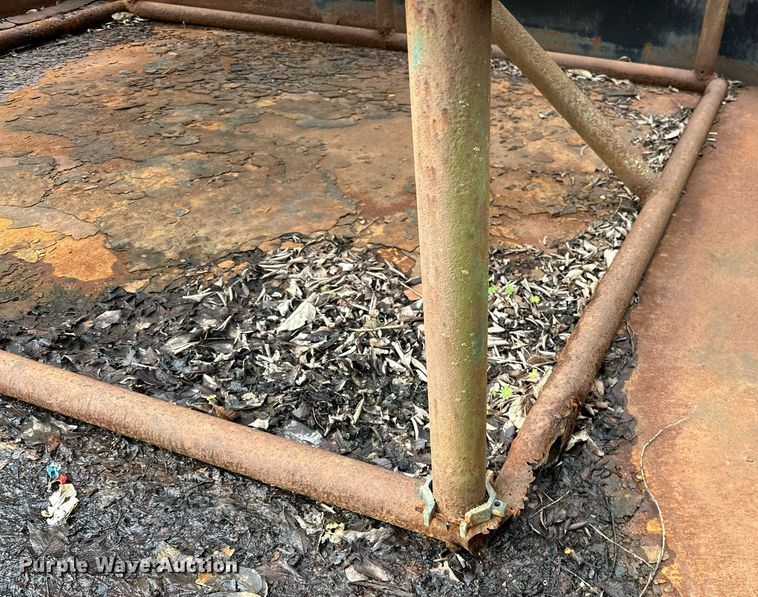 image for item OM9773 (3) barrel racks 