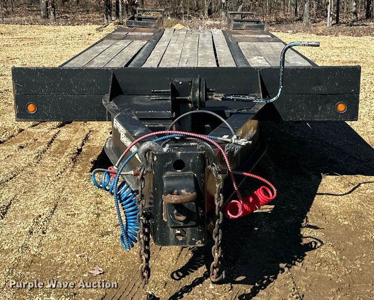 image for item OM9805 2007 Eager Beaver 20XPT equipment trailer