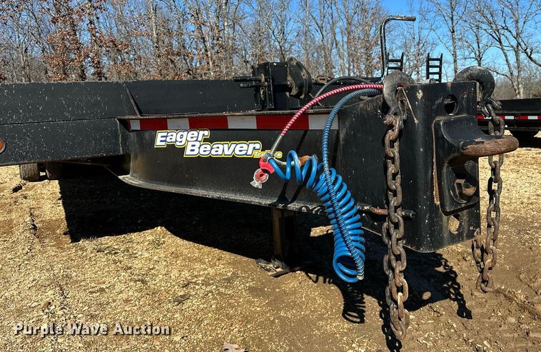 image for item OM9805 2007 Eager Beaver 20XPT equipment trailer