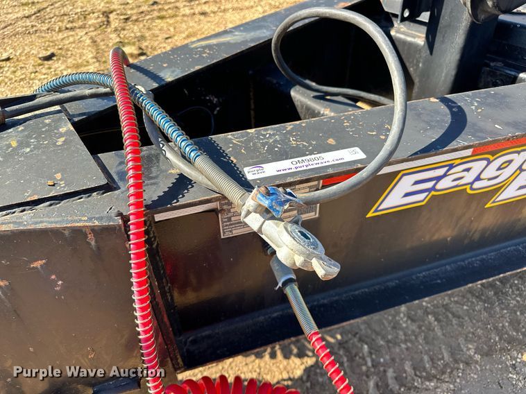 image for item OM9805 2007 Eager Beaver 20XPT equipment trailer