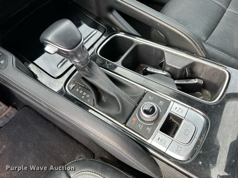 image for item OM9818 2021 Kia Telluride SUV