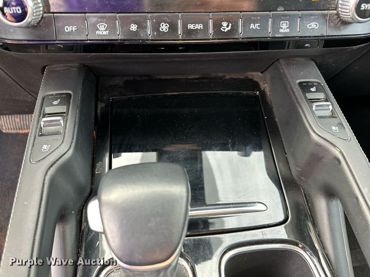 image for item OM9818 2021 Kia Telluride SUV